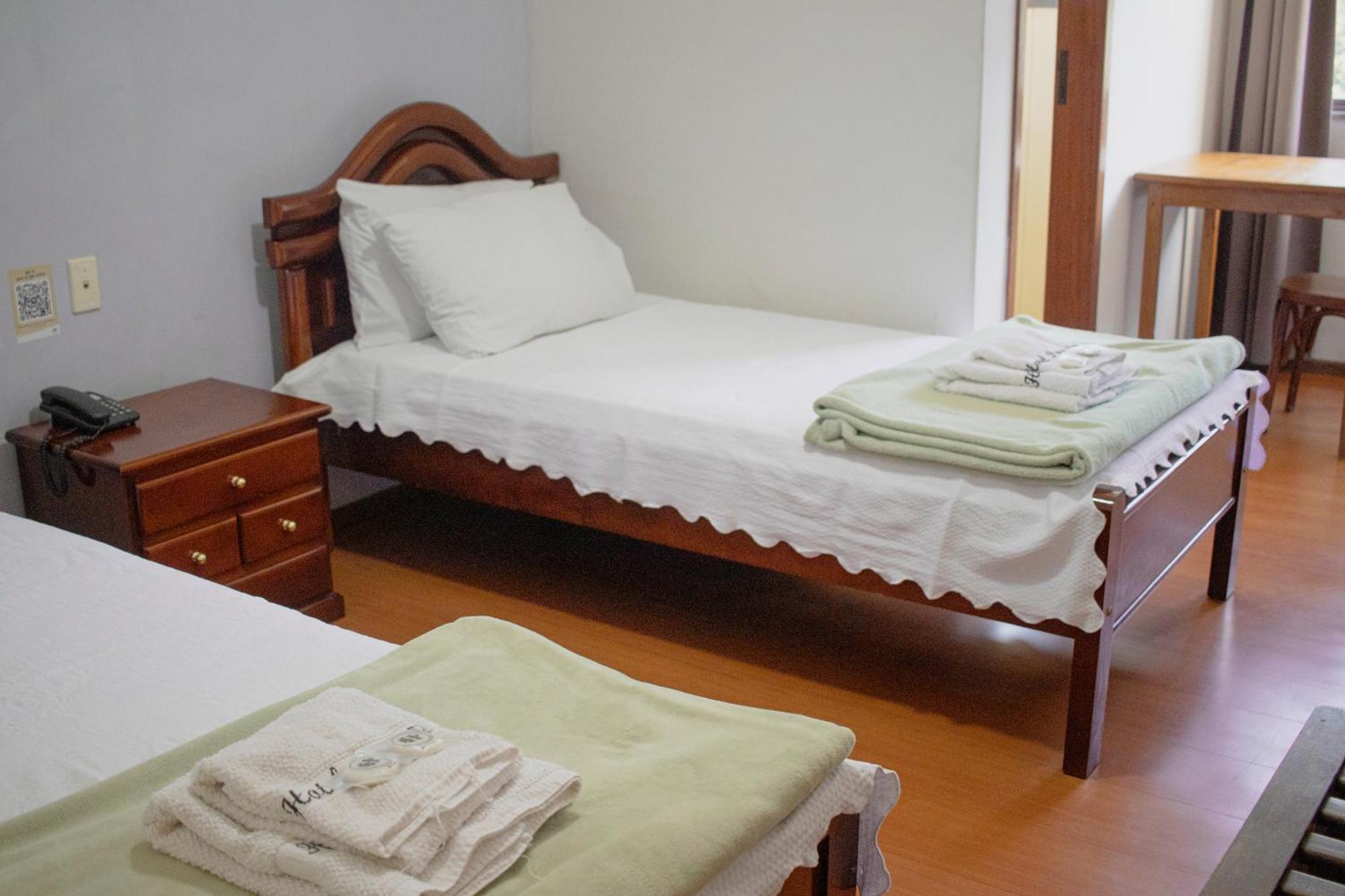 Hotel & Restaurante Paraiso Ponte Nova - Proximo A Faculdade Dinamica Bagian luar foto